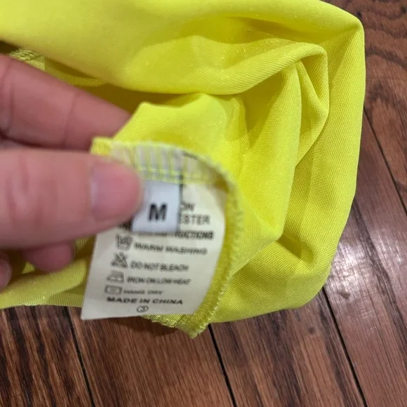 Neon Yellow bodysuit- medium - Picture 11 of 11